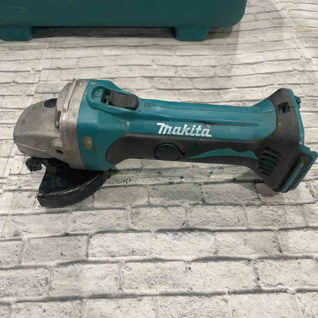◇マキタ(makita) コードレスディスクグラインダー GA402DRG【川口店】