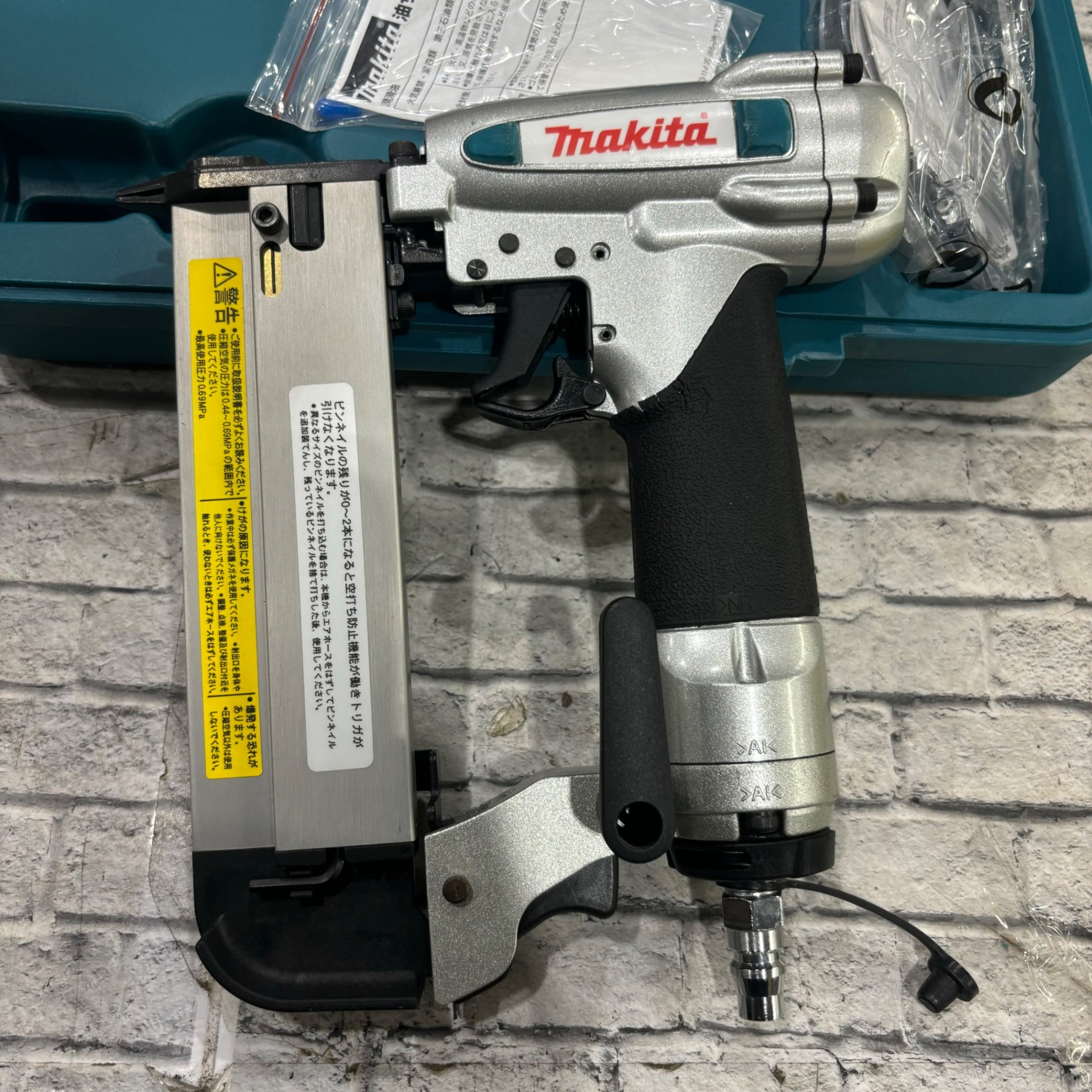 ☆マキタ(makita) 常圧ピンネイラ AF351【川口店】 – アクトツール