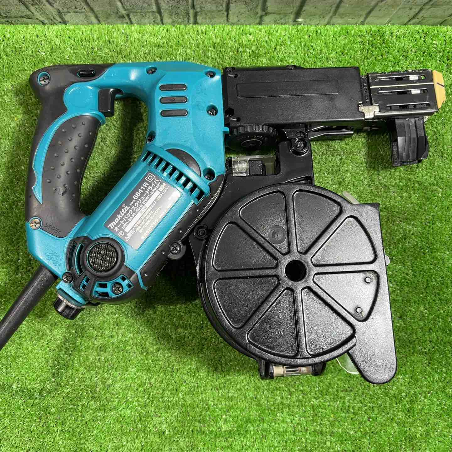 ☆マキタ(makita) オートパックスクリュードライバー 6841R【川口店