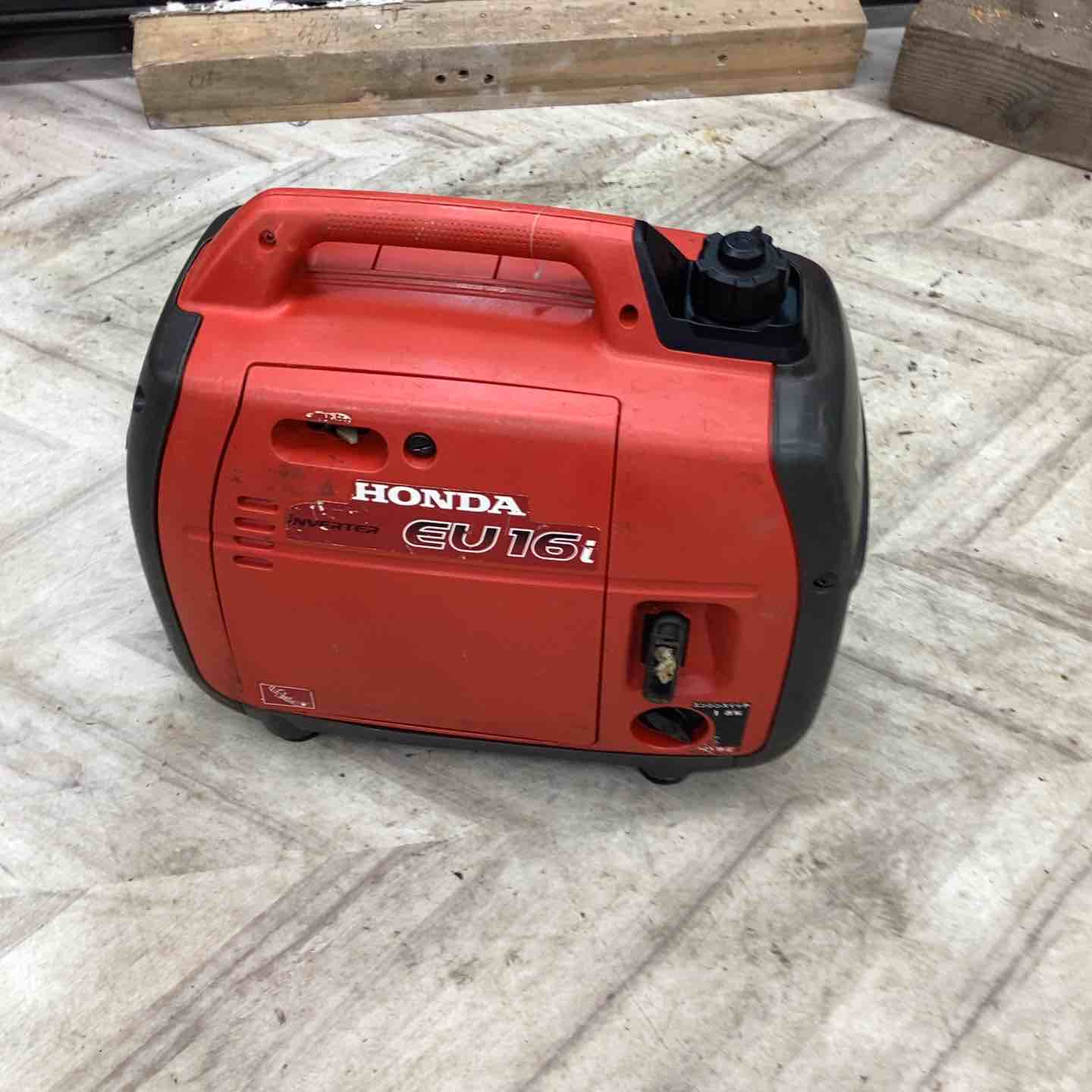 発電機3050W 【8/31までに購入❗️−2000円値引】 発電機25KVA極超低騒音ディーゼル3電 | 発電機 三相220V