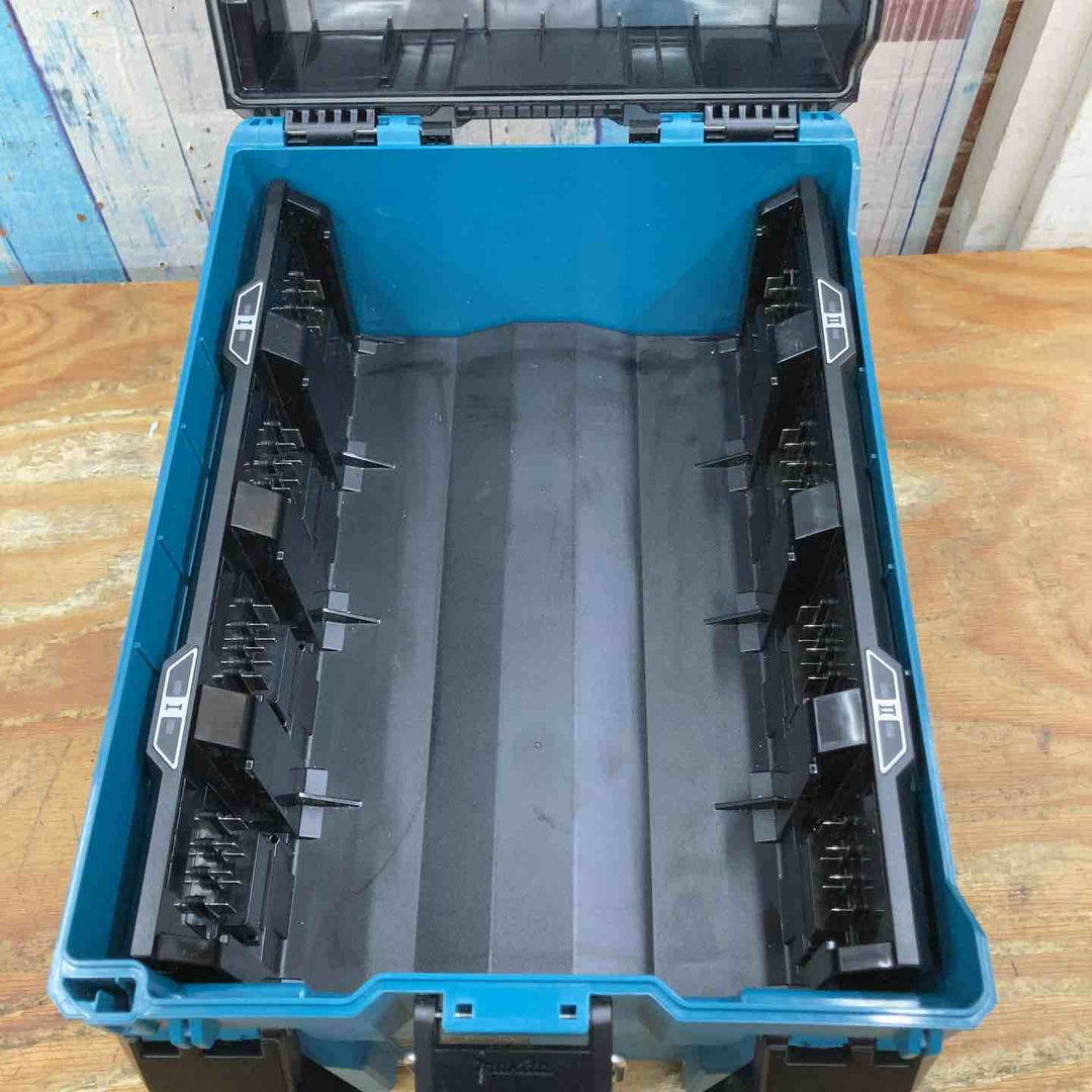 【美品】★マキタ(makita) 多口充電器 充電ケース BCC01 A-78346 8口充電タイプ 40V【柏店】