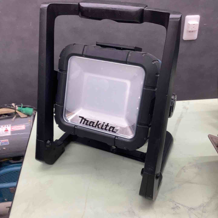 ★マキタ(makita) コードレスLEDスタンドライト ML805【越谷店】