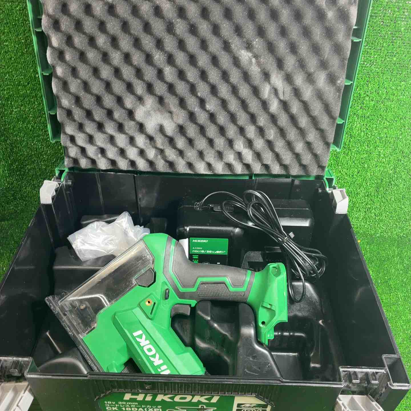 ハイコーキ(HIKOKI ※旧:日立工機) コードレスボードカッター CK18DA(XP