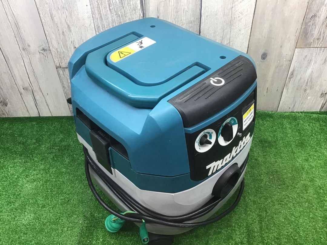 ★マキタmakita 集じん機 乾湿両用 VC0820【富山店】●P