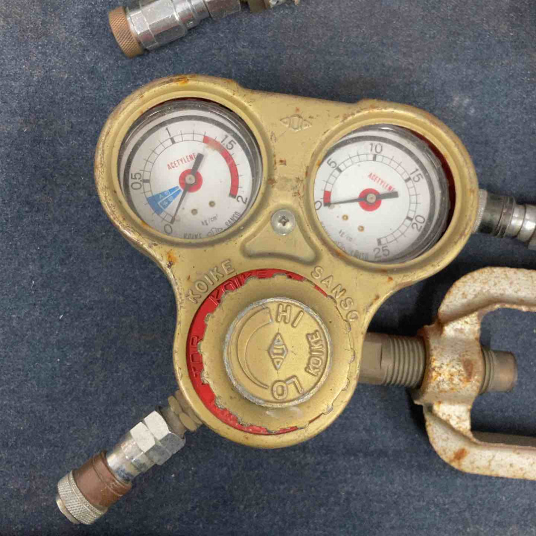 【現状品】中古小物まとめ売り プレッシャーゲージ レギュレーター 酸素調整器 アセチレン調整器 圧力計 小池酸素工業 等※動作未確認【八潮店】