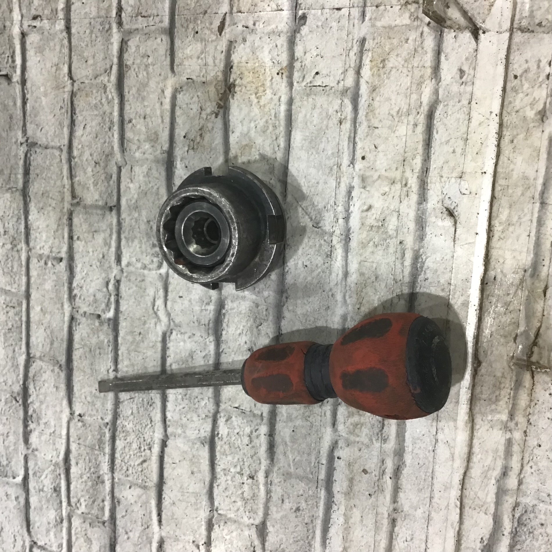 TONE シャーレンチ　GM-201A 現状品 〇トネ(TONE) シャーレンチ GM-201A (GM201AT)【川口店