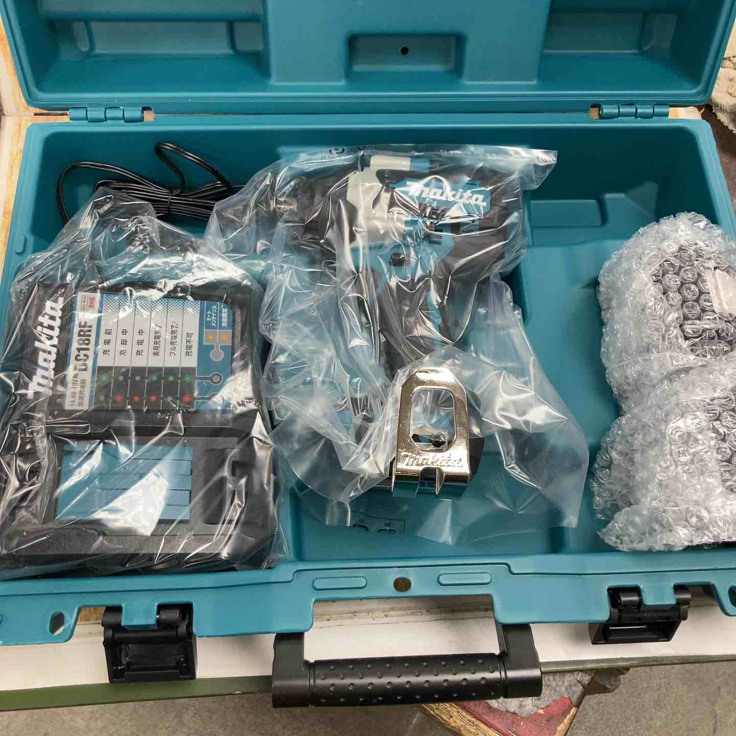 ☆マキタ(makita) コードレスインパクトレンチ TW700DRGX【川崎店