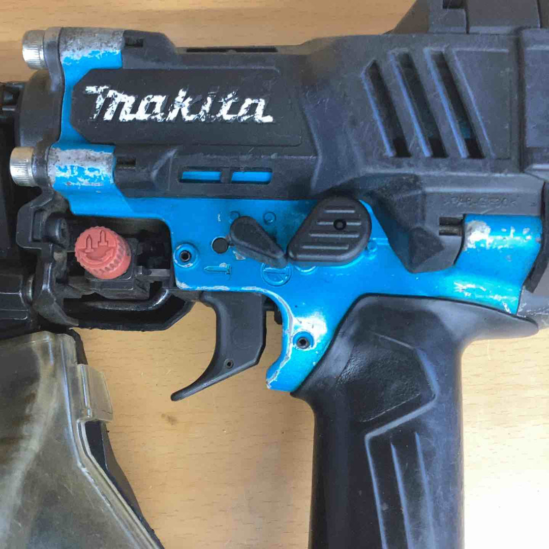 ★マキタ(makita) 高圧エア釘打ち機 AN636HM【越谷店】