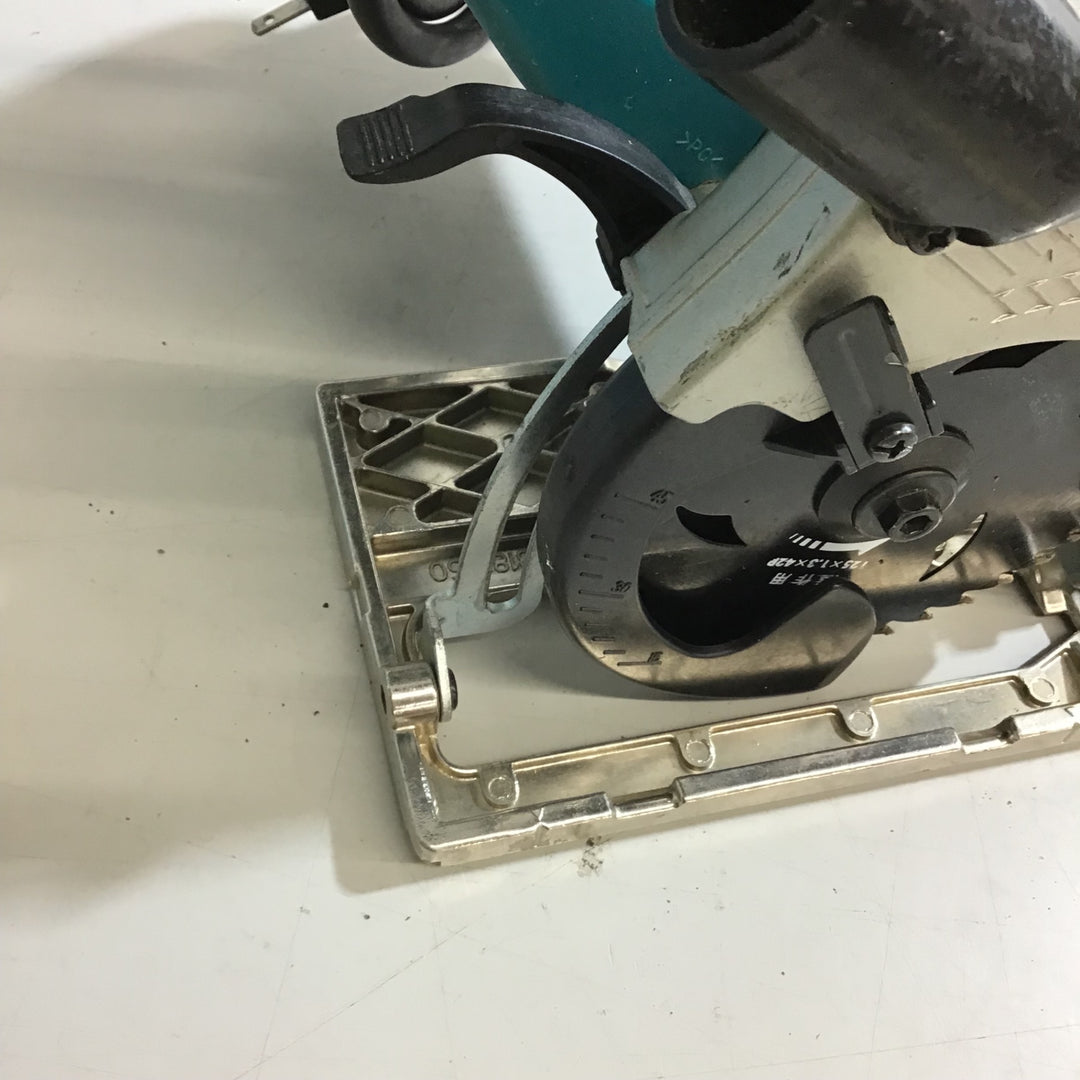 【中古品】★マキタ(makita) 125mm 電気マルノコ 5230 本体のみ【戸田店】