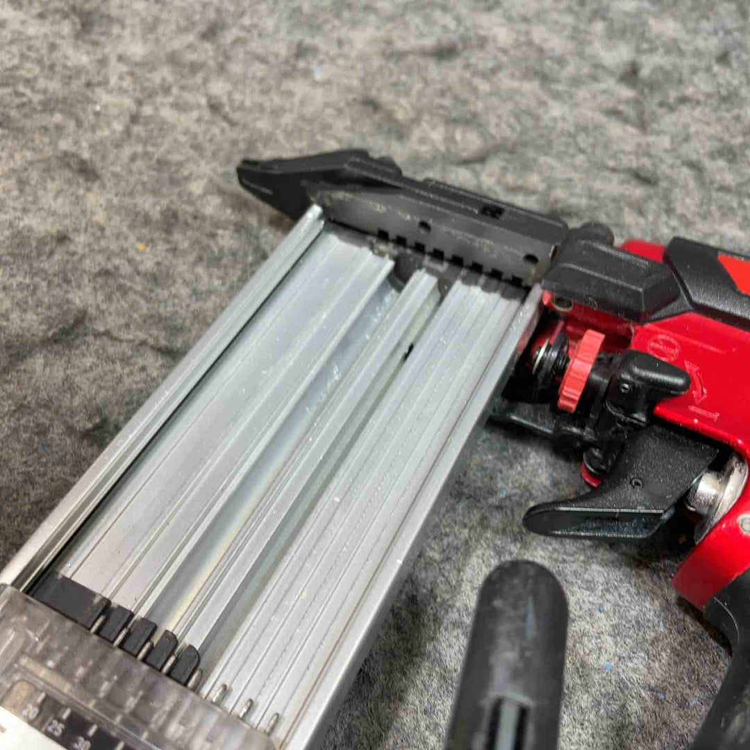 マキタ(makita) 高圧フィニッシュネイラ AF552H【桶川店】