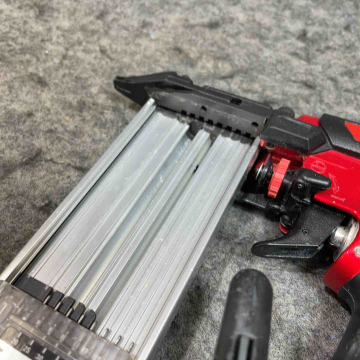 マキタ(makita) 高圧フィニッシュネイラ AF552H【桶川店】