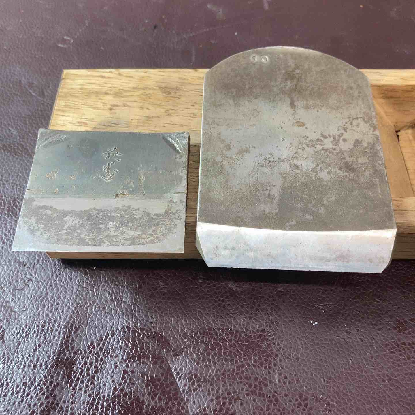 中古品】鉋(かんな) 千代鶴 運龍斎 鉄拳 袋代替品 大工道具 骨董品 他