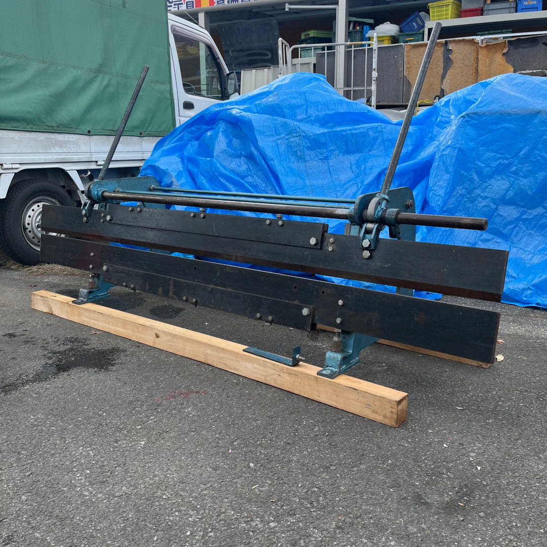 中古品/店頭受取り限定】メーカー不明 2000mm 板金 折り曲げ機 2m 鈑金 