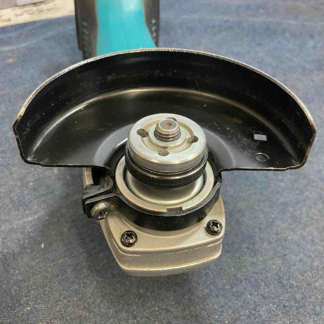 ☆マキタ(makita) コードレスディスクグラインダ GA402DZ【八潮店】