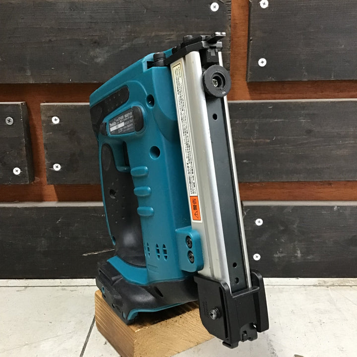 【中古品】 マキタ/makita コードレスタッカー ST420DZ 【鴻巣店】
