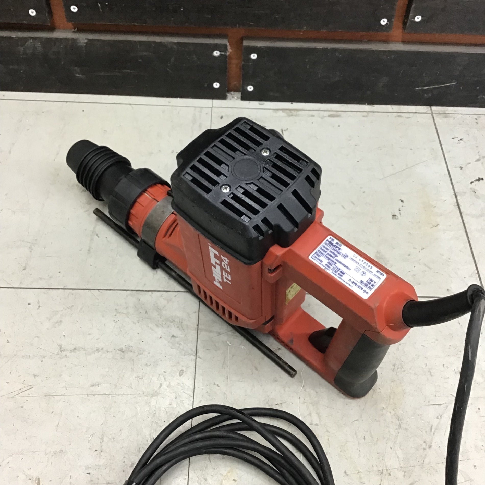 現状品】 ヒルティ/HILTI ハンマドリル TE24 【鴻巣店】 – アクト