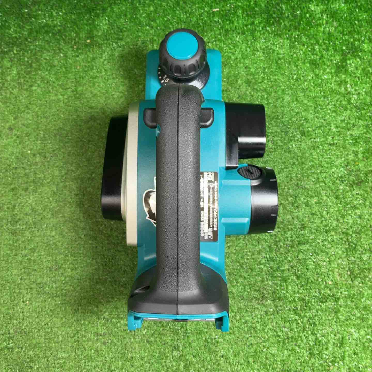 中古品】 マキタ(makita) コードレスカンナ KP180DZ 【藤沢店
