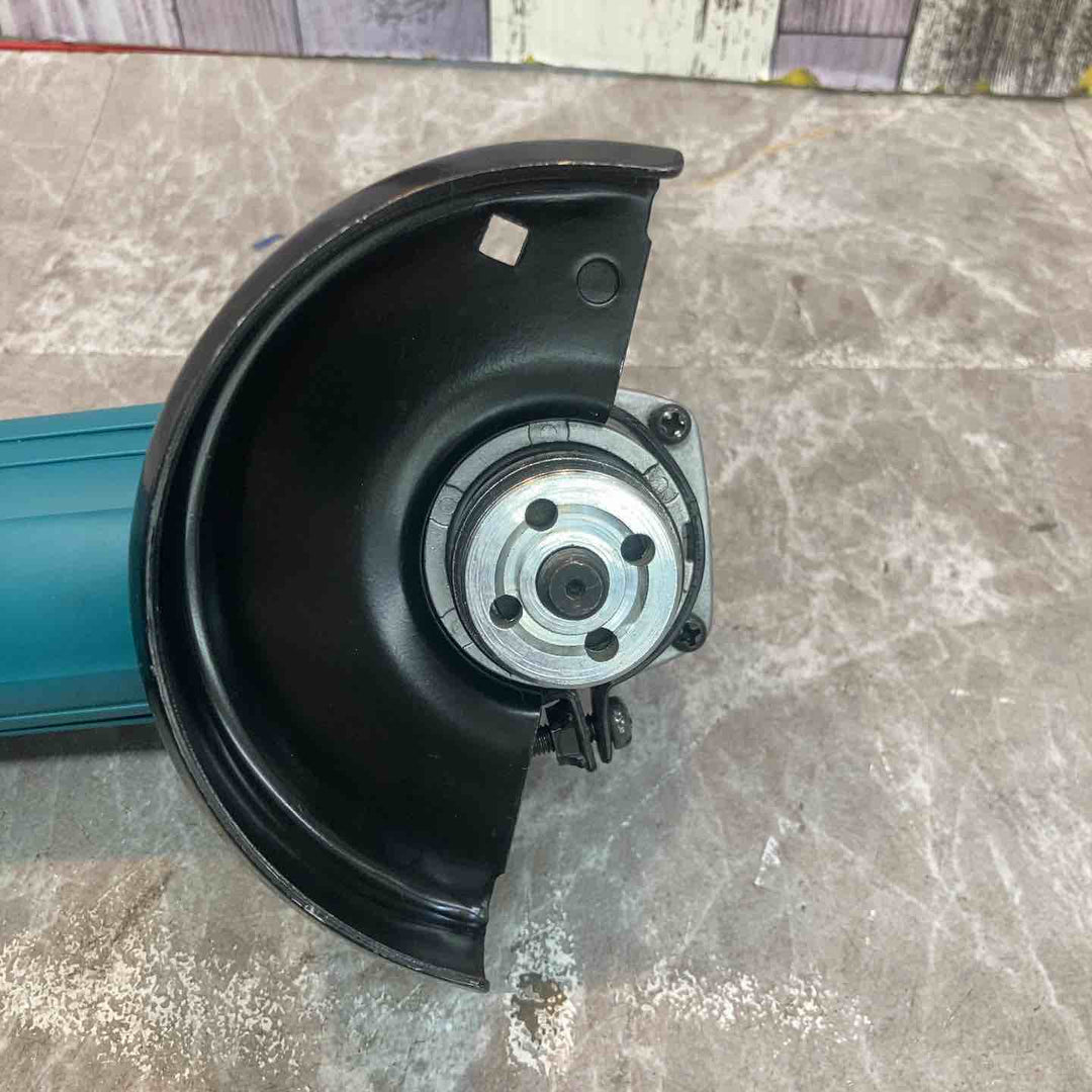 ☆マキタ(makita) 100mmディスクグラインダ 9533BL【八潮店】