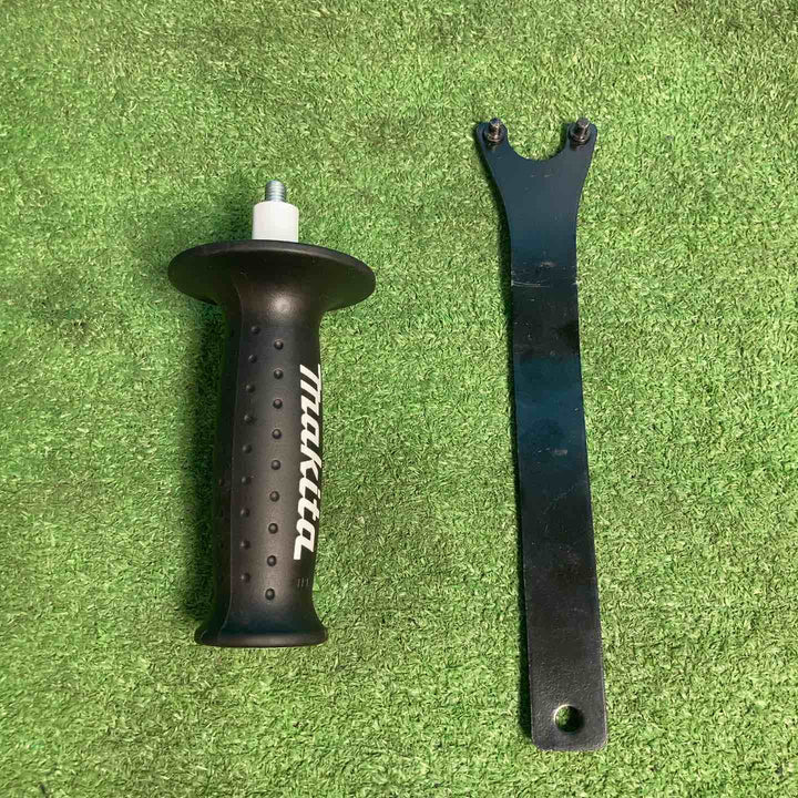★マキタ(makita) 125mmコードレスディスクグラインダー GA504DRGXN【岩槻店】