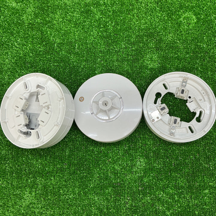 【未使用品】ニッタン 差動式スポット型感知器 PS2B-PH-014 ベース付き 14個セット【電材館越谷店】