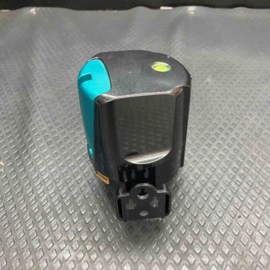 ◇京セラ(Kyocera) グリーンレーザー墨出器 LL-50G 4372401 マグネットクランプ付【鴻巣店】