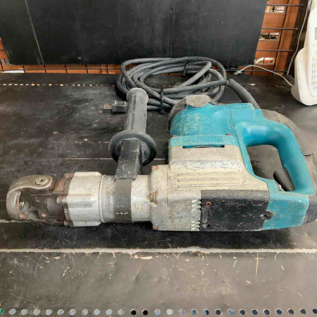 ★マキタ(makita) 電動ハンマ HM0830【草加店】
