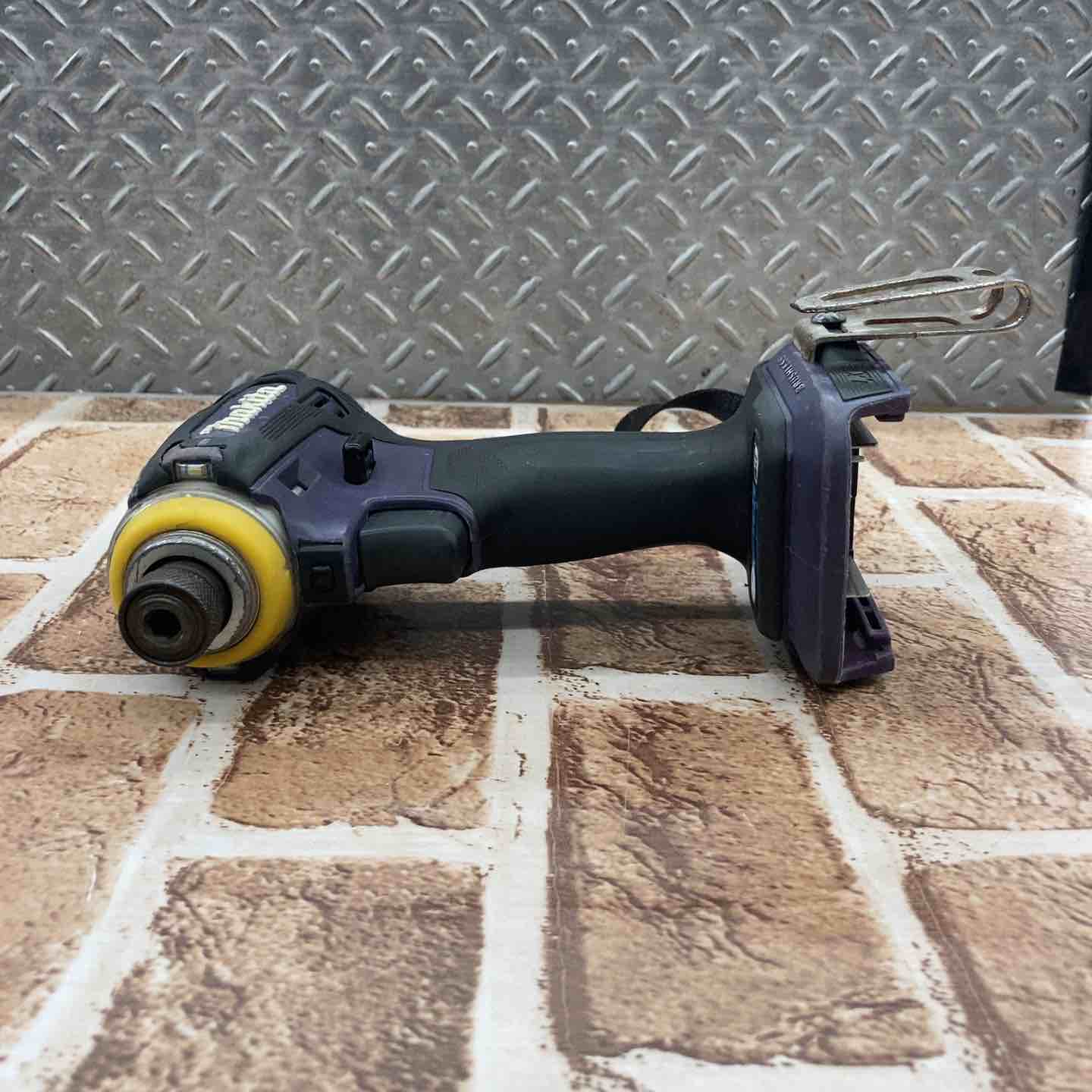 マキタ 充電式インパクトドライバー TD172DGX AP 紫 マキタ（makita） 18V 充電式インパクトドライバ TD172DGXAP