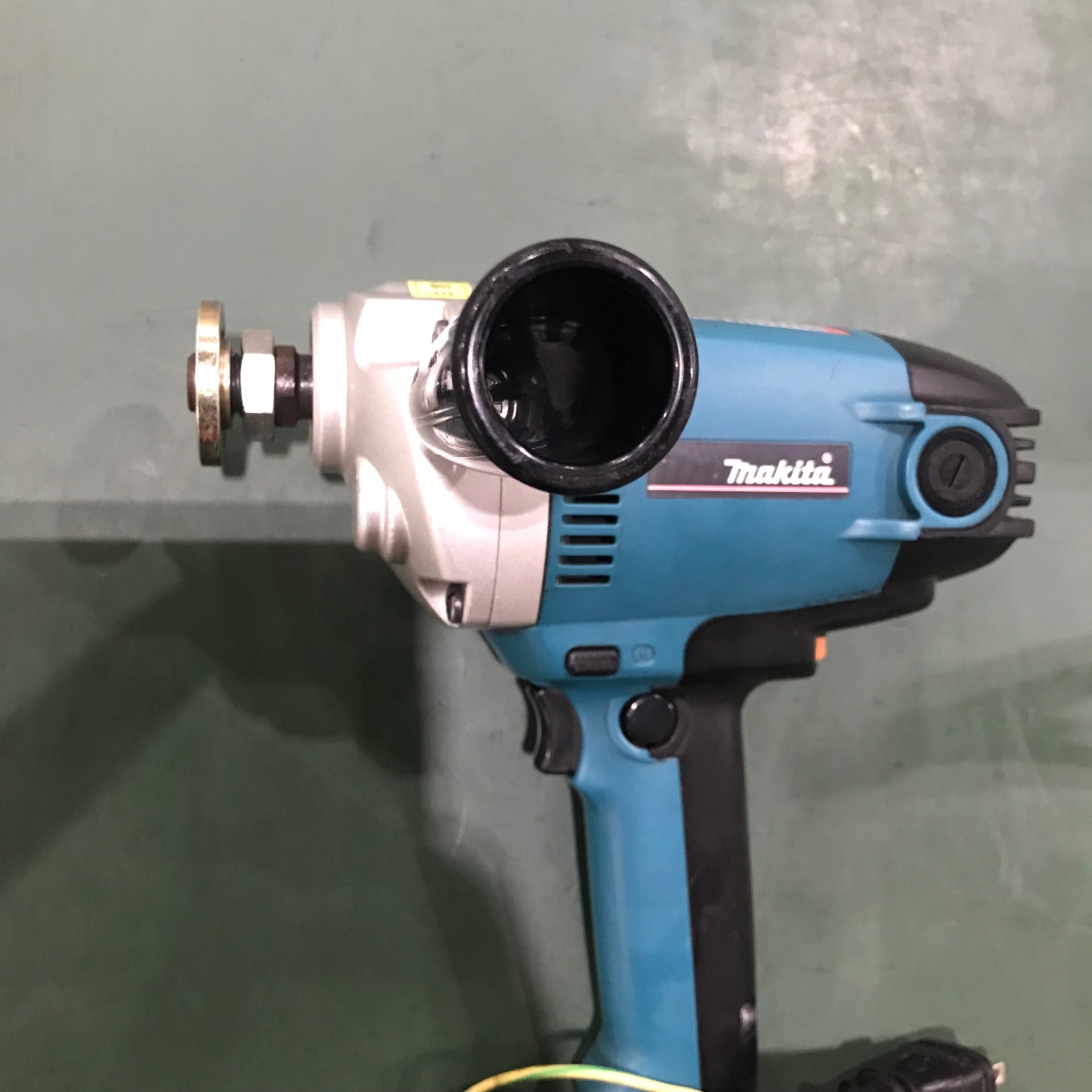 ◇マキタ(makita) 180mm電子ポリッシャ PV7001C【川口店】 – アクト
