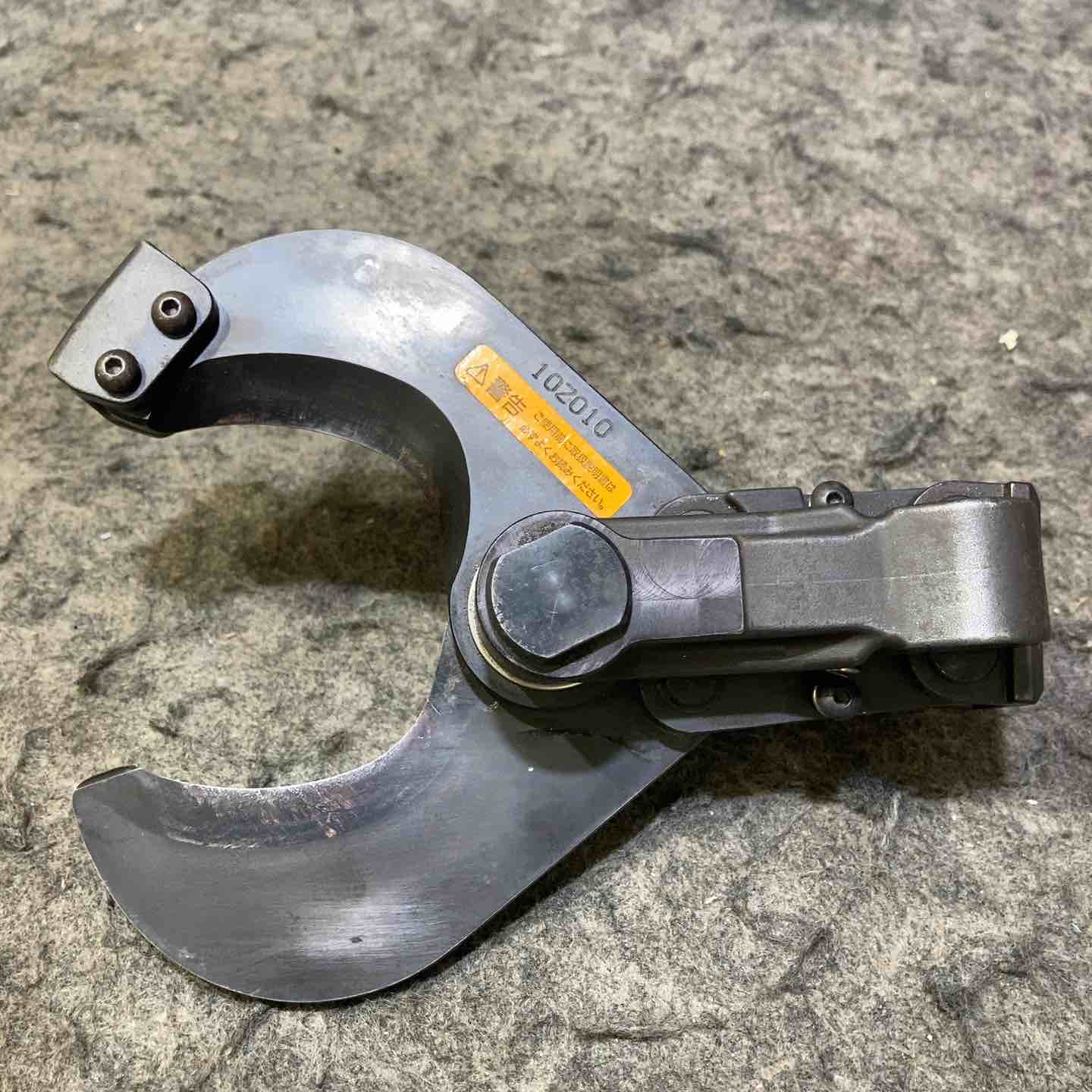 IZUMI 泉精器 REC-1520FMH 充電油圧式多機能工具【船橋馬込店】【店頭 IZUMI 泉精器 REC-1520FMH 充電油圧式多機能工具【船橋馬込店】【店頭