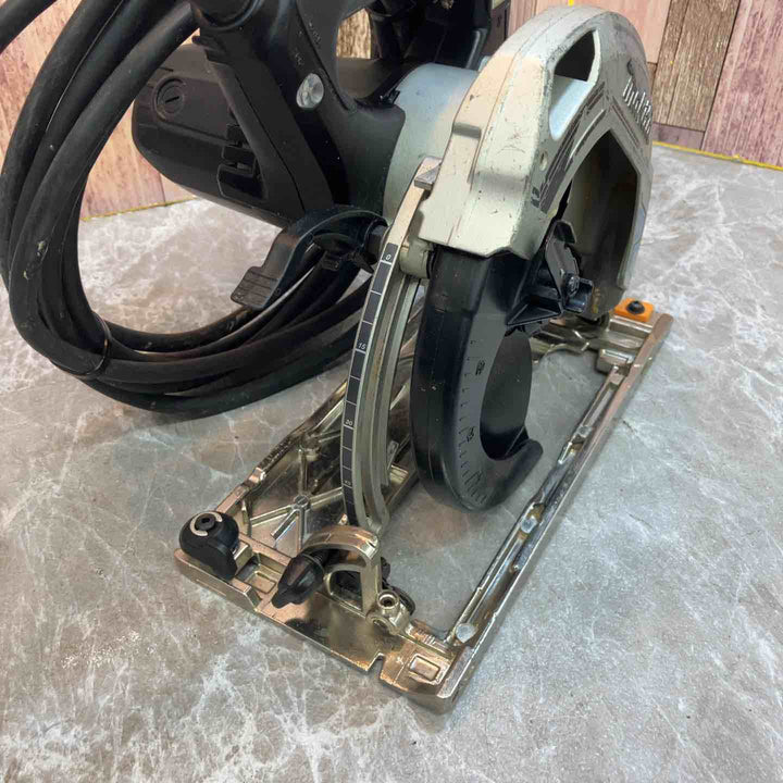 【中古品】★マキタ(makita) 電子マルノコ 5735C【八潮店】