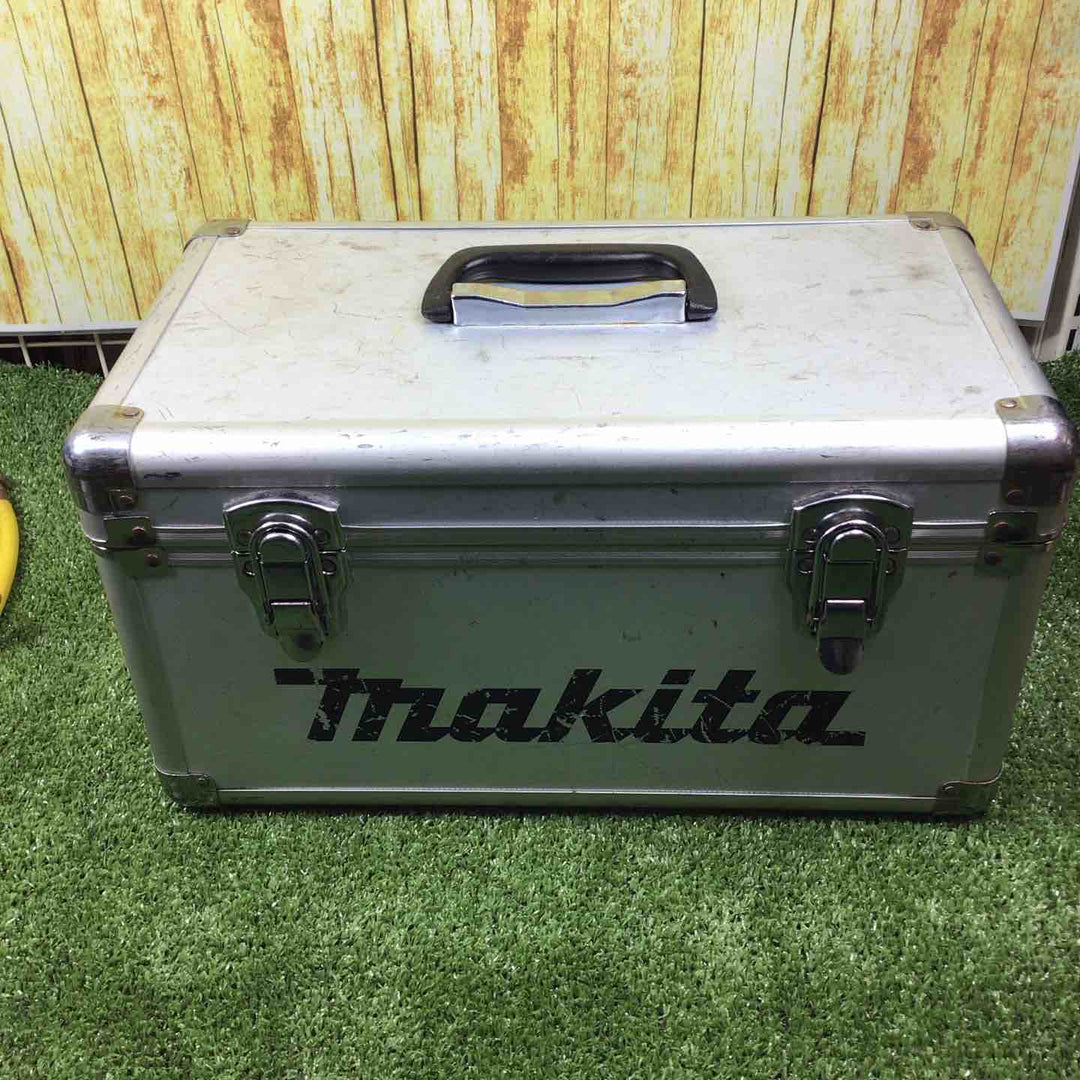 ★マキタ(makita) コードレス真空ポンプ VP180DZ【川崎店】