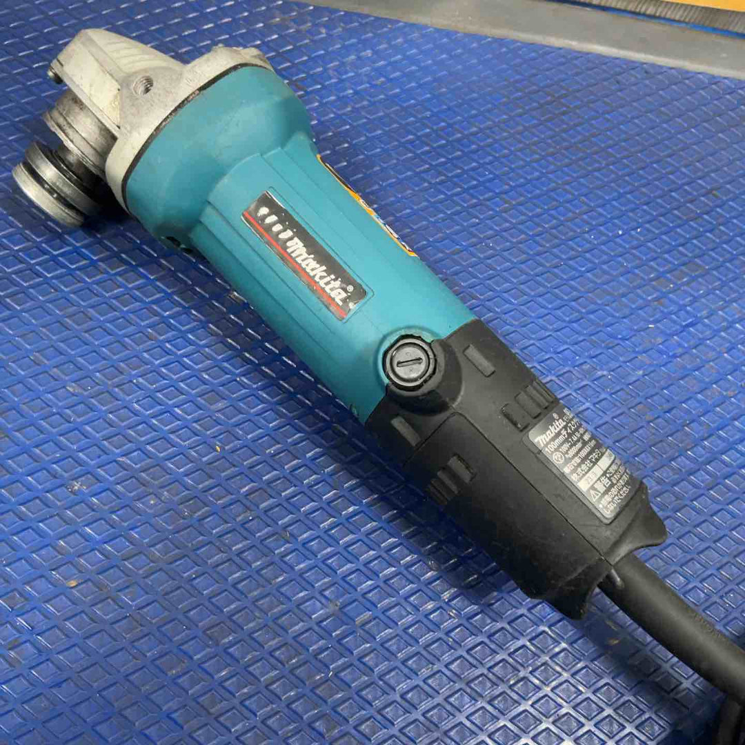 ☆マキタ(makita) 100mmディスクグラインダ 9533BL【草加店】