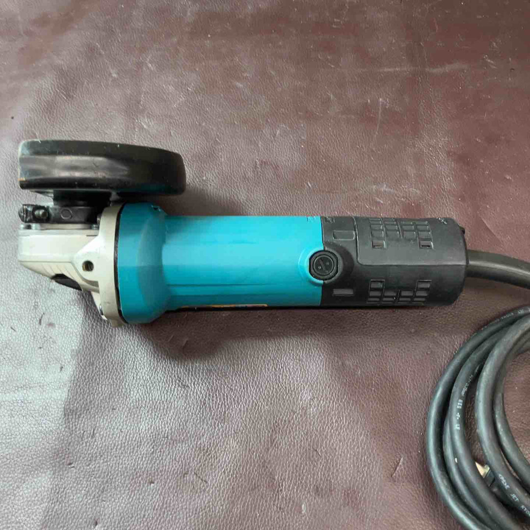 【中古品】 マキタ(makita) 125mm ディスクグラインダ 9535B 100ｖ 電動研磨機 【東大和店】