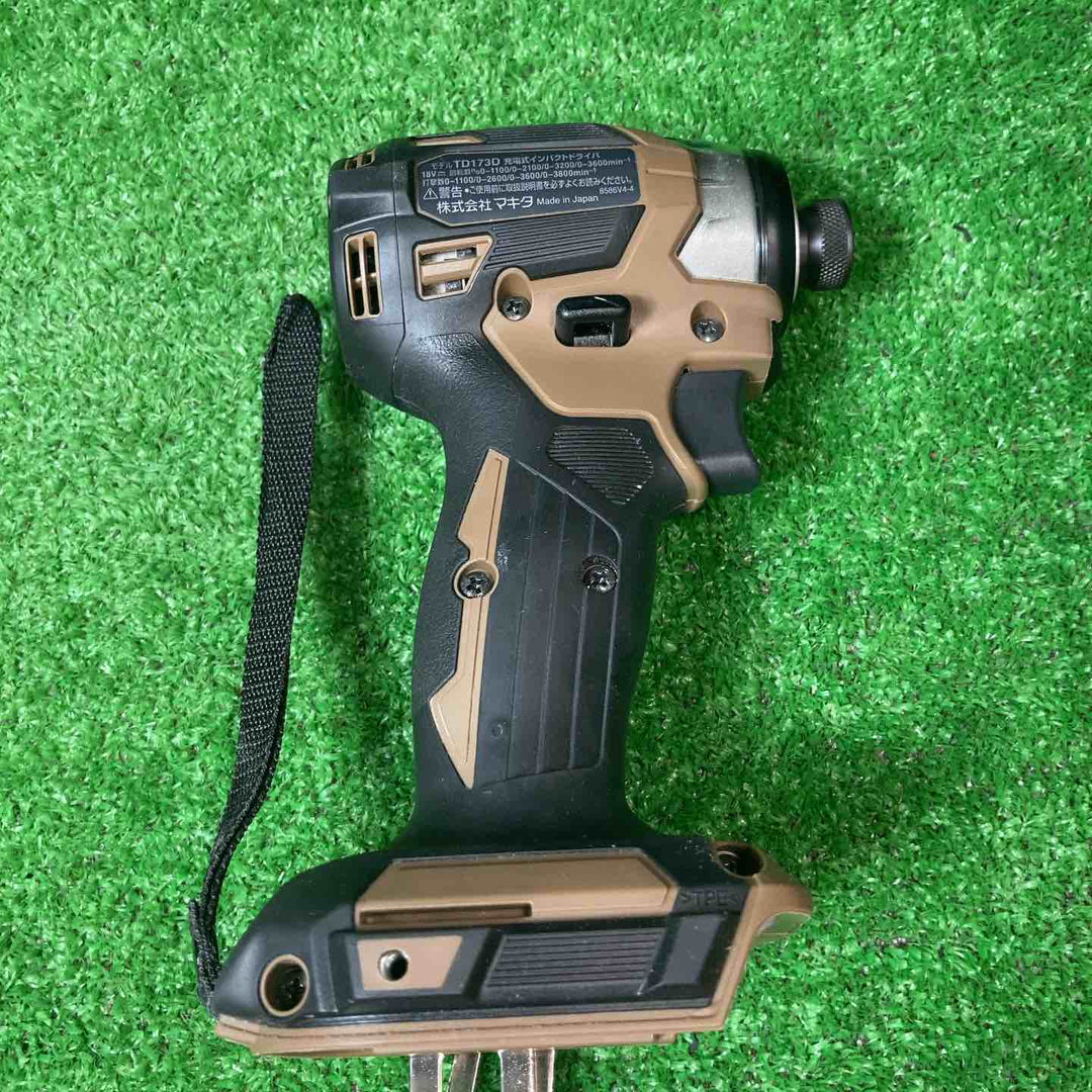 【美品】★マキタ(makita) コードレスインパクトドライバー TD173DGXAB バッテリー充電1回ずつ！【岩槻店】