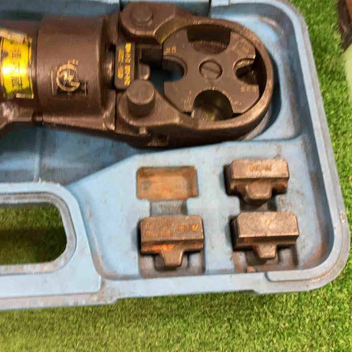 ☆泉精器(IZUMI) 手動油圧式圧着工具 9H-2【町田店】