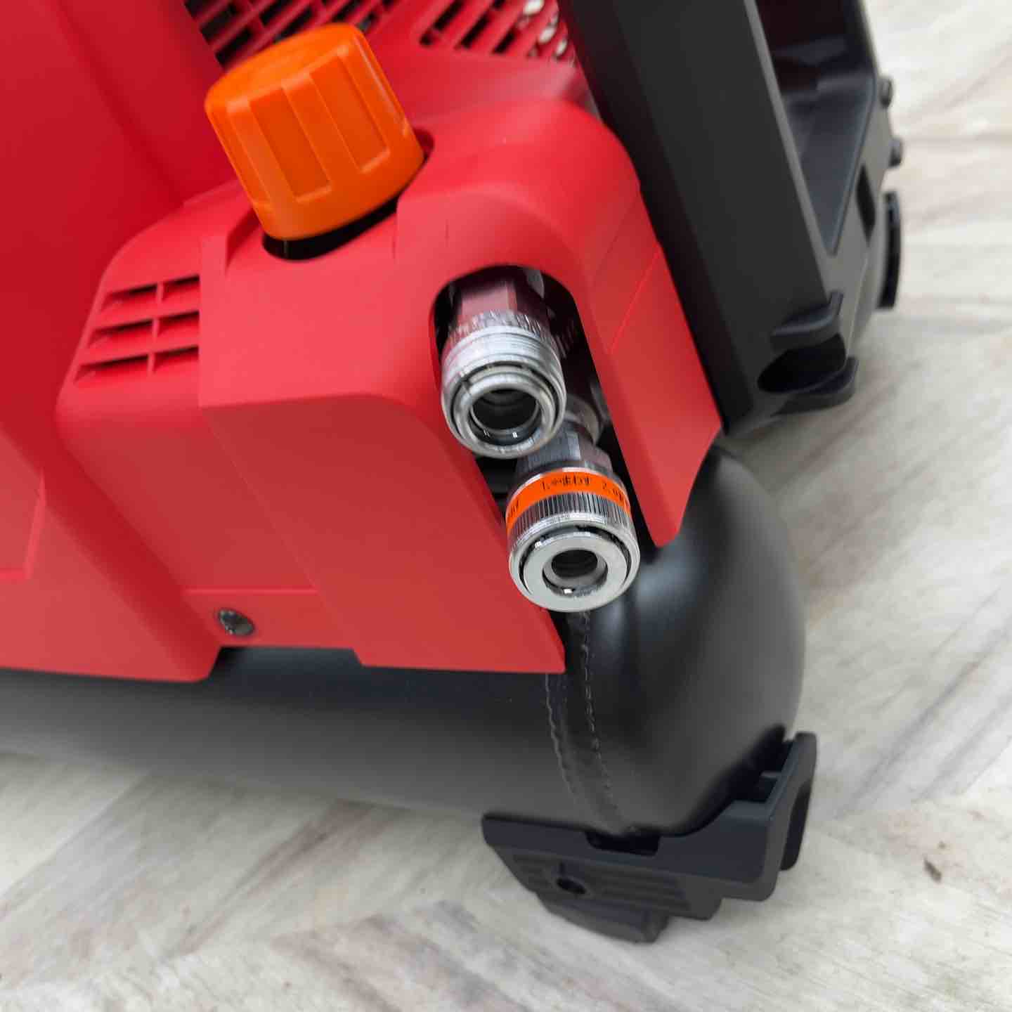 ☆マックス(MAX) 高圧専用エアコンプレッサー AK-HH1310E2_レッド