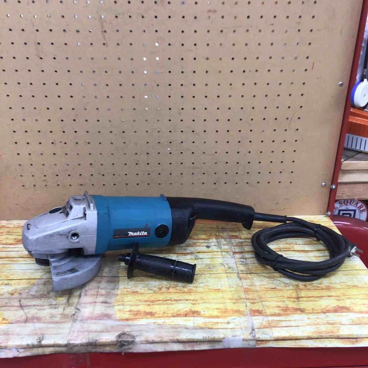 ◇マキタ(makita) 180mmディスクグラインダー 9047L【川崎店】