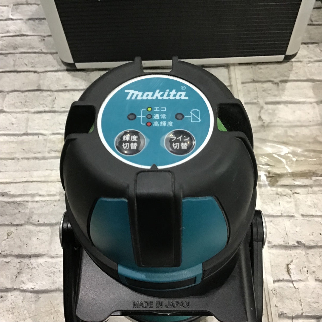 〇makita/マキタ SK312GDZ 高輝度グリーンレーザー充電式 屋内・屋外用 おおがね・通り芯・ろく【川口店】