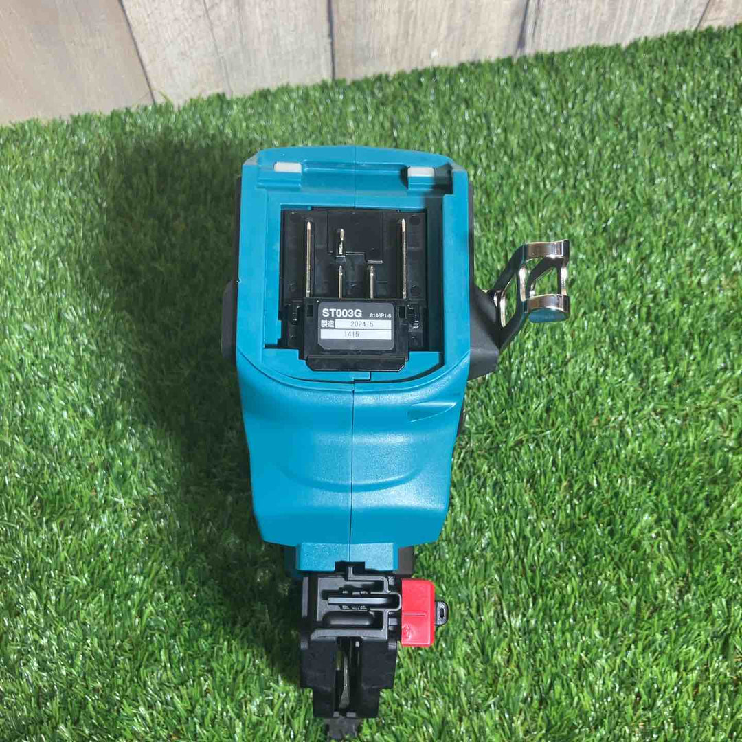 ★マキタ(makita) 40Vmax コードレスフロアタッカ ST003GZ 本体のみ【戸田店】
