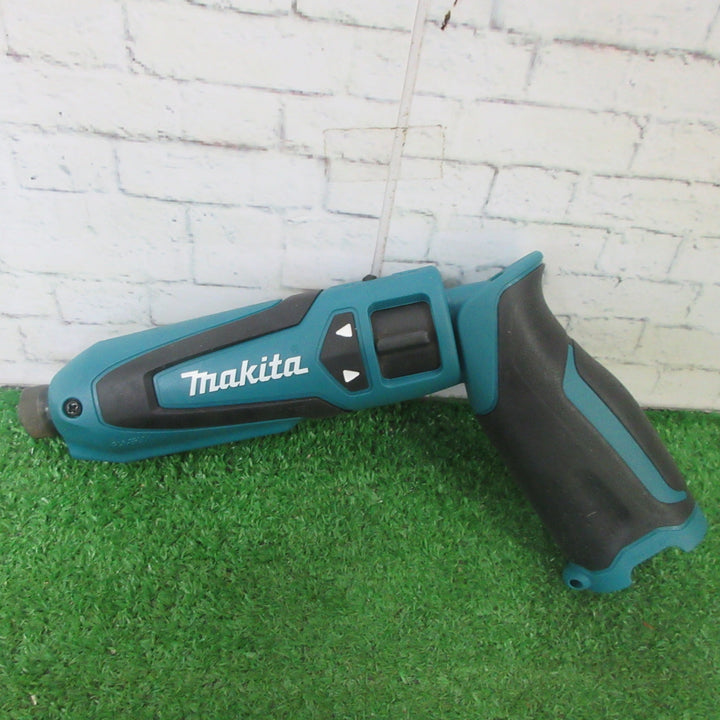 ☆マキタ(makita) コードレスペンインパクトドライバー TD021DZ【町田店】