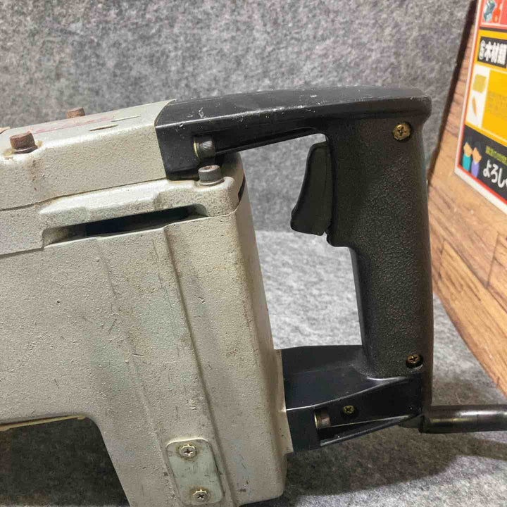 マキタ(makita)  電動ハンマ HM1301【桶川店】