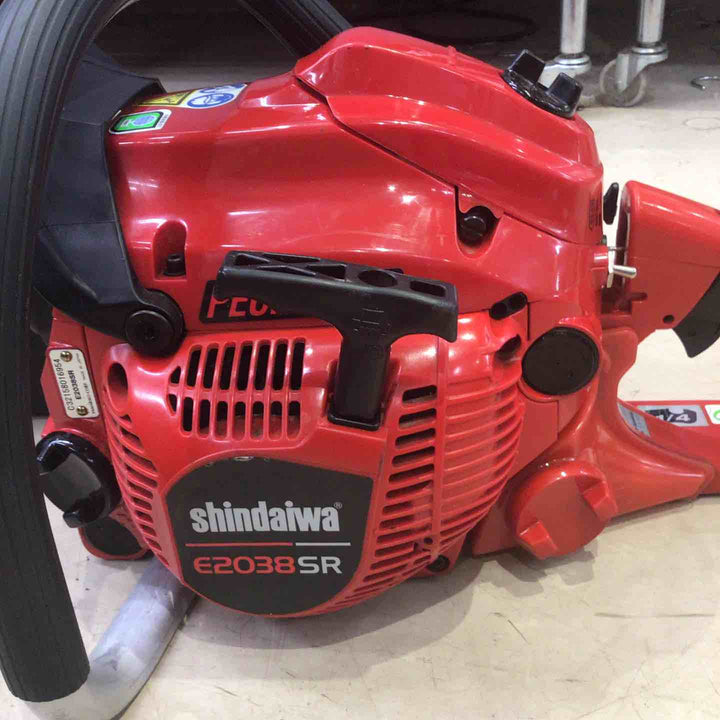 ◇新ダイワ(shindaiwa)  エンジンチェーンソー E2038SR【町田店】