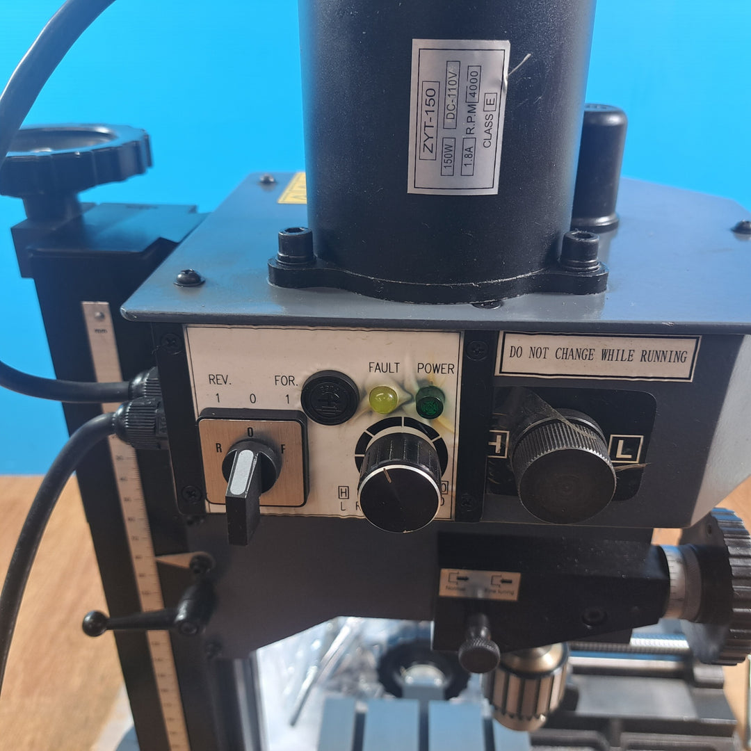 【店頭受取り限定】東洋アソシエイツ ミスターマイスター(Mr.meister) ミニフライス盤 LittleMilling1 バイス付【岩槻店】