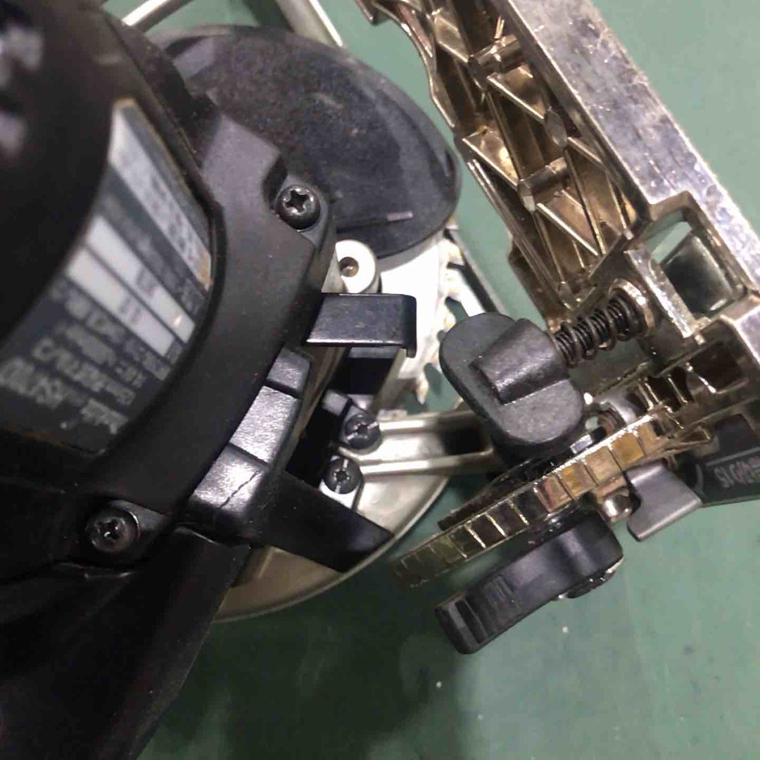 ★マキタ(makita) コードレス丸のこ HS470DZB【川口店】