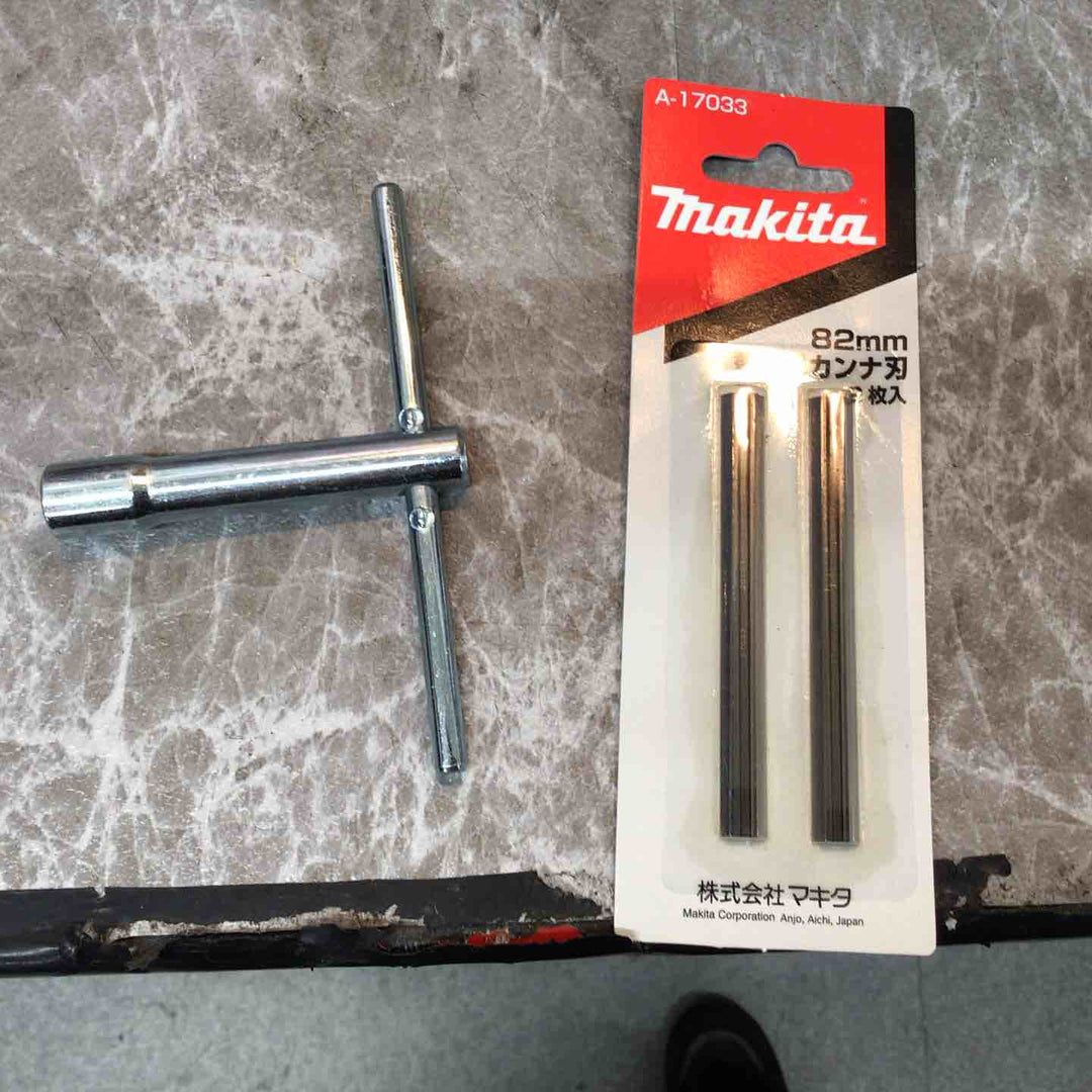 ★マキタ(makita) コードレスカンナ KP180DZ【八潮店】