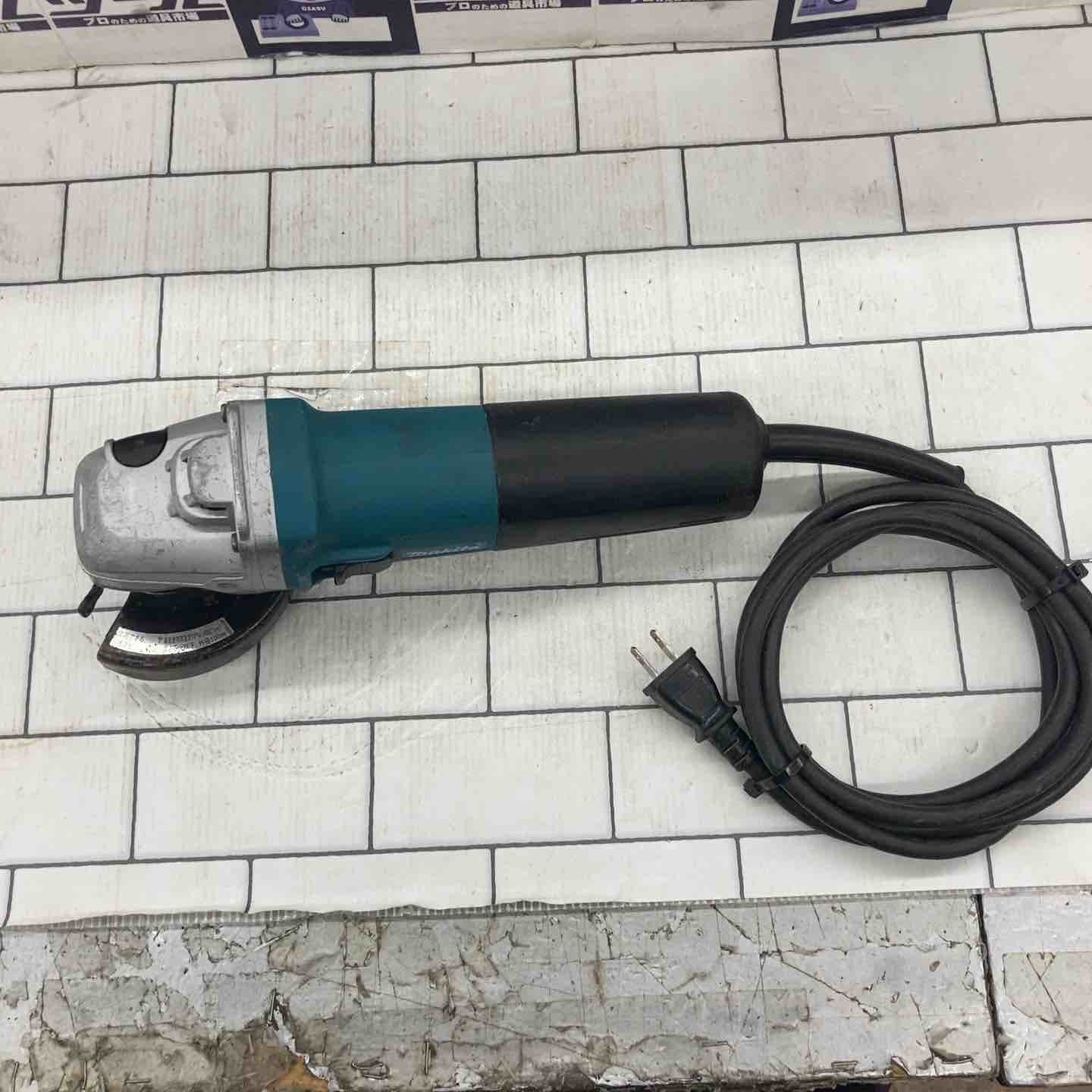 マキタ　100mm電子ディスクグラインダ　9560CV　変速ダイヤル付