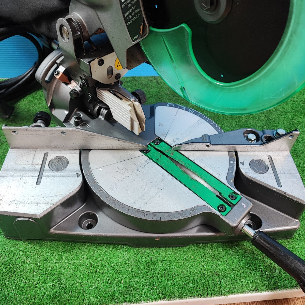 ☆ハイコーキ(HIKOKI ※旧:日立工機) 190mm 卓上丸のこ C7FCH ☆ハイコーキ(HIKOKI ※旧:日立工機) 190mm 卓上丸のこ C7FCH