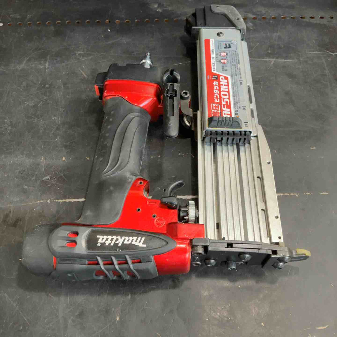 ★マキタ(makita) 高圧ピンネイラ AF501HP【草加店】