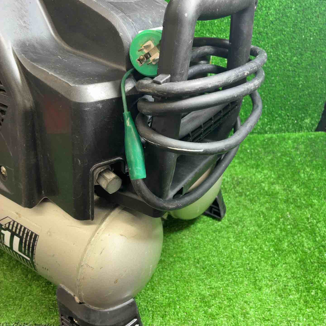 マキタ(makita) エアコンプレッサー AC462XLB【藤沢店】