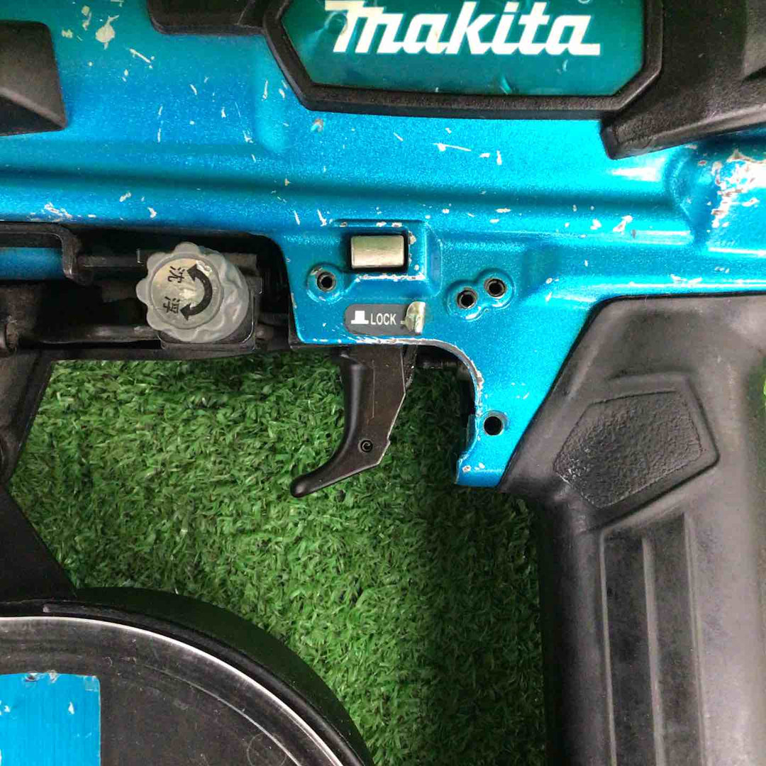 ★マキタ(makita) 高圧エアネジ打ち機 AR411HRM【川崎店】